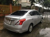 Cần bán Nissan Sunny sản xuất năm 2013, màu bạc, xe nhập xe gia đình