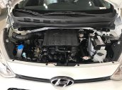 Bán Hyundai Grand i10 1.2 MT Base 2019, màu trắng, giá tốt