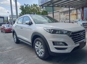 Hyundai Tucson 2019 2.0 AT tiêu chuẩn trắng+ xe mới về+ tặng phiếu 5 triệu