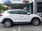 Hyundai Tucson 2019 2.0 AT tiêu chuẩn trắng+ xe mới về+ tặng phiếu 5 triệu