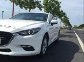 Bán Mazda 3 2017, màu trắng, nhập khẩu, số tự động