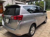 Bán xe Toyota Innova năm 2017, màu bạc, 680tr