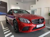 Mercedes C300 AMG 2021 Panorama màu đỏ, giảm tiền mặt, tặng bảo hiểm, 02 năm bảo dưỡng miễn phí tháng 01/2021