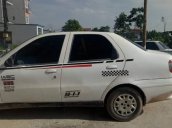 Cần bán Fiat Siena sản xuất 2002, màu trắng