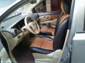 Cần bán Nissan Grand Livina 1.8AT đời 2011, nhập khẩu, xe chạy rất sướng và bền