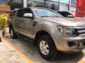 Bán xe Ranger số tự động, 1 cầu, màu ghi vàng, đời 2015