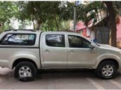 Bán xe Toyota Hilux đời 2012, số sàn, máy dầu