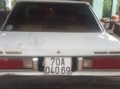 Bán ô tô Toyota Camry năm 1985, màu trắng, xe nhập, 25tr