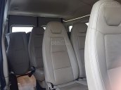 Bán Ford Transit Luxury năm sản xuất 2015, màu bạc  