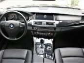 Cần bán xe BMW 5 Series 520i 2015, bản full option siêu đẹp