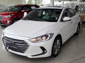 Cần bán Hyundai Elantra 2019, màu trắng, xe nhập