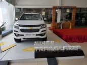 Cần bán xe Chevrolet Trailblazer 2.5LT 4x2 MT sản xuất năm 2019, màu trắng, mới 100%