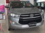 Cần bán Toyota Innova 2.0E sản xuất 2019, màu bạc, giá chỉ 728 triệu