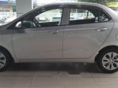 Cần bán xe Hyundai Grand i10 năm 2019, màu bạc, xe có sẵn