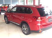 Mitsubishi Đắk Lắk bán xe Mitsubishi Outlander đời 2019, màu đỏ 