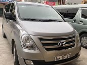 Cần bán Hyundai Grand Starex năm sản xuất 2016, màu bạc 