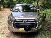 Cần bán Toyota Innova 2017, màu bạc số sàn, giá 675tr