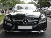 Cần bán Mercedes đời 2016, màu đen