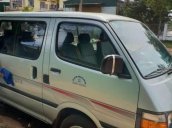 Cần bán lại xe Toyota Hiace đời 2004, nhập khẩu giá cạnh tranh