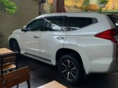 Bán Mitsubishi Pajero Sport đời 2018, màu trắng, xe nhập