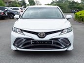 Bán Toyota Camry 2.0G 2019 nhập khẩu nguyên chiếc Thái Lan, kiểu dáng hoàn toàn mới, trẻ trung và lịch lãm