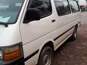 Bán xe Hiace màu trắng, 16 chỗ, sx năm 2002, máy Turbo