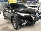 Bán Toyota Fortuner 2.8V 2 cầu, số tự động, máy dầu, nhập khẩu Indonesia T5/2019 màu đen VIP đi 8000km