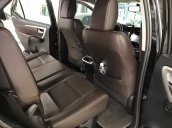 Bán Toyota Fortuner 2.8V 2 cầu, số tự động, máy dầu, nhập khẩu Indonesia T5/2019 màu đen VIP đi 8000km