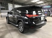 Bán Toyota Fortuner 2.8V 2 cầu, số tự động, máy dầu, nhập khẩu Indonesia T5/2019 màu đen VIP đi 8000km