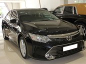 Bán Toyota Camry 2.5Q năm sản xuất 2016, màu đen, 950tr