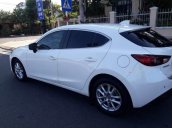 Bán lại xe Mazda 3 sản xuất năm 2015, màu trắng