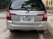 Bán Toyota Innova E đời 2015, màu bạc, chính chủ 