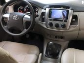 Bán Toyota Innova E đời 2015, màu bạc, chính chủ 