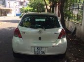 Chính chủ bán Toyota Yaris đời 2009, màu trắng, xe nhập