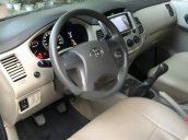 Bán Toyota Innova E đời 2015, màu bạc, chính chủ 