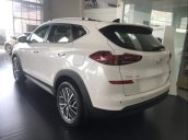 Bán xe Hyundai Tucson đời 2019, màu trắng, xe nhập