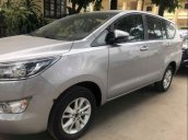 Cần bán Toyota Innova năm 2019, màu bạc