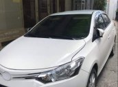 Cần bán xe Toyota Vios đời 2017, màu trắng