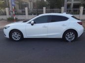 Bán lại xe Mazda 3 sản xuất năm 2015, màu trắng