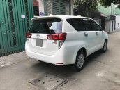 Cần bán xe Toyota Innova 2.0E đời 2018, màu trắng, 715 triệu