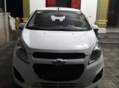 Cần bán Chevrolet Spark đời 2014, màu trắng