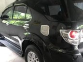 Bán Toyota Fortuner đời 2012, màu đen xe gia đình