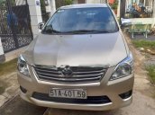 Bán Toyota Innova đời 2012, màu vàng