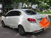 Cần bán lại xe Mitsubishi Attrage CVT đời 2015, màu trắng còn mới