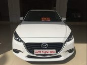 Bán Mazda 3 năm sản xuất 2017, màu trắng