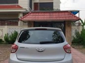 Cần bán lại xe Hyundai Grand i10 MT đời 2015, màu bạc, nhập khẩu nguyên chiếc, giá chỉ 285 triệu