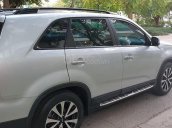 Gia đình cần bán Kia Sorento 2015, số tự động, máy xăng, màu bạc