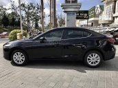 Mazda 3 giảm giá sốc, quà cực bốc