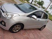 Cần bán lại xe Hyundai Grand i10 MT đời 2015, màu bạc, nhập khẩu nguyên chiếc, giá chỉ 285 triệu