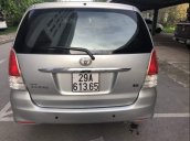 Bán ô tô Toyota Innova MT 2010, màu bạc, xe đẹp